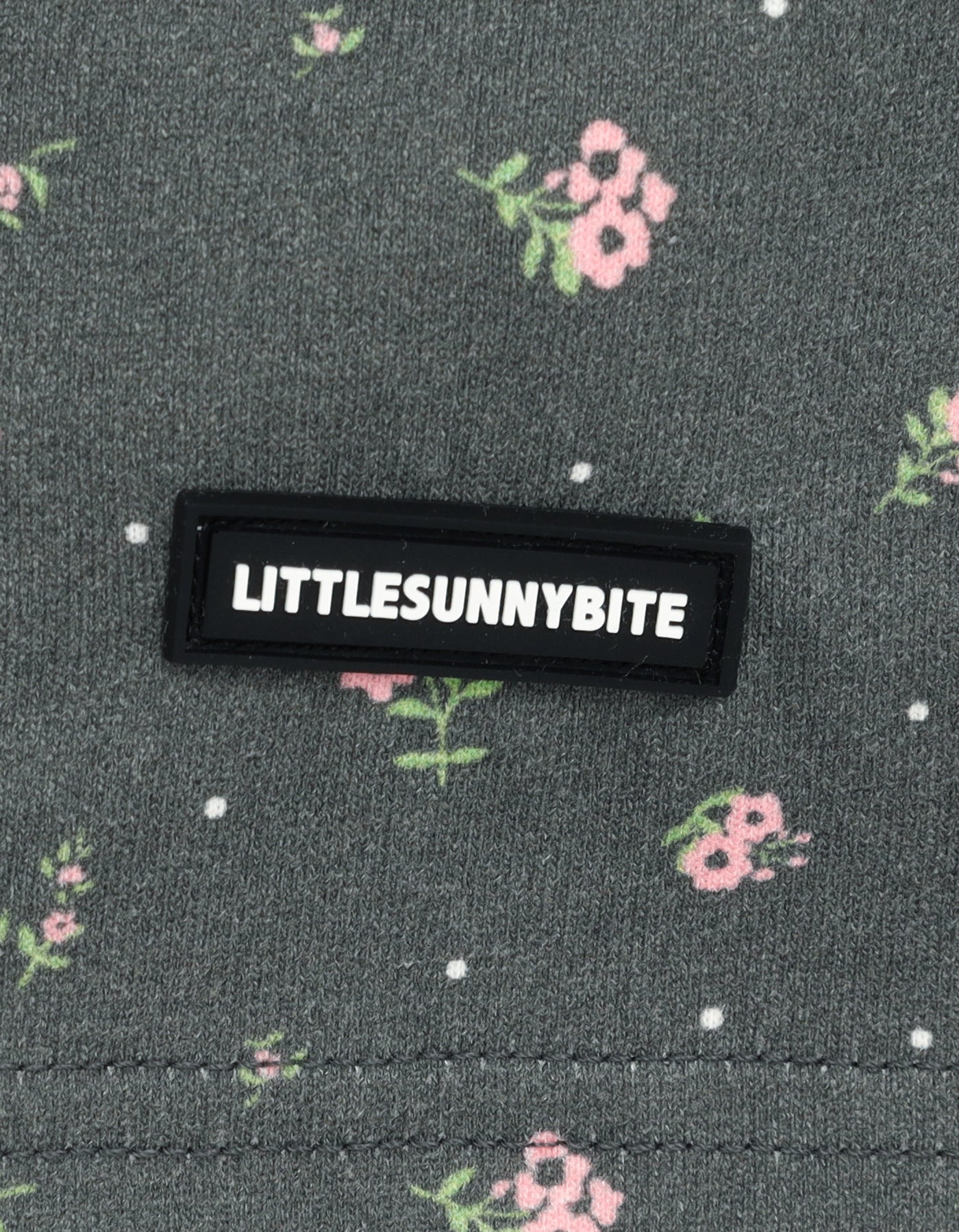 little sunny bite Disney collection / snow white big tee / BLACK