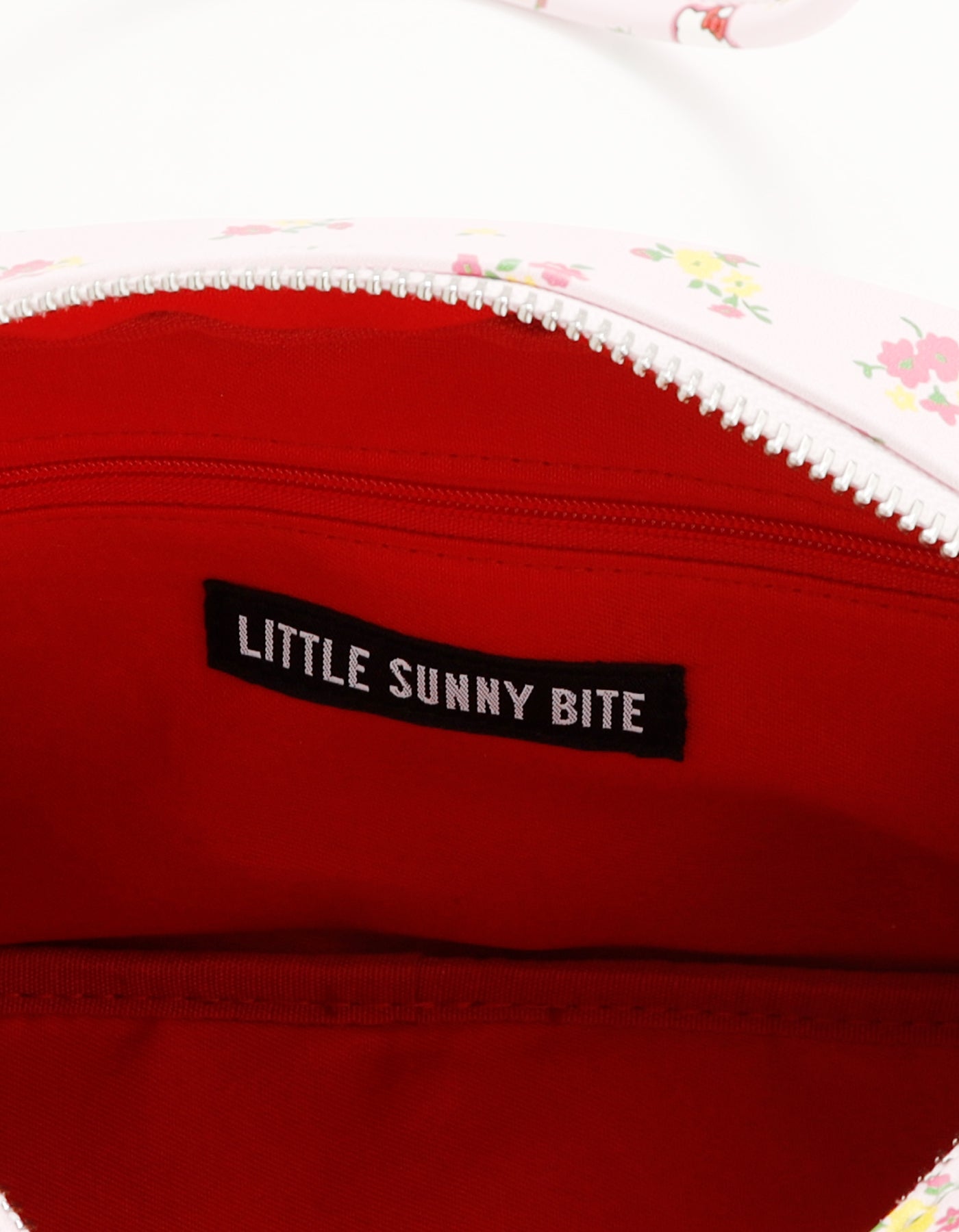 hello kitty x little sunny bite ribbon bag / PINK
