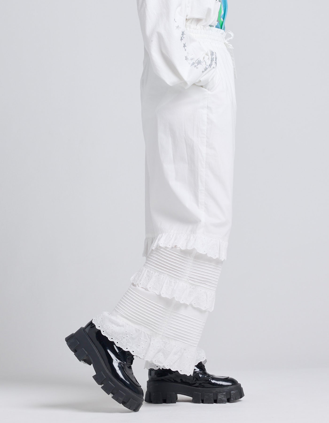 bear lace pants / WHITE