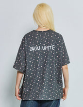 Load image into Gallery viewer, little sunny bite Disney collection / snow white big tee / BLACK