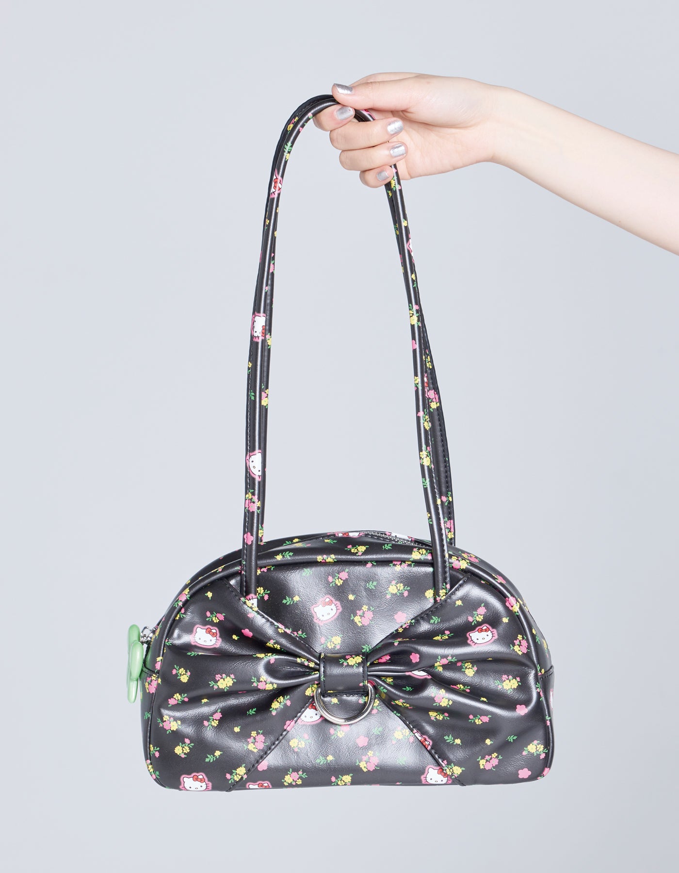 hello kitty x little sunny bite ribbon bag / BLACK