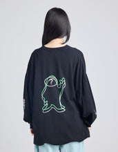 Load image into Gallery viewer, 32 love long tee / BLACK