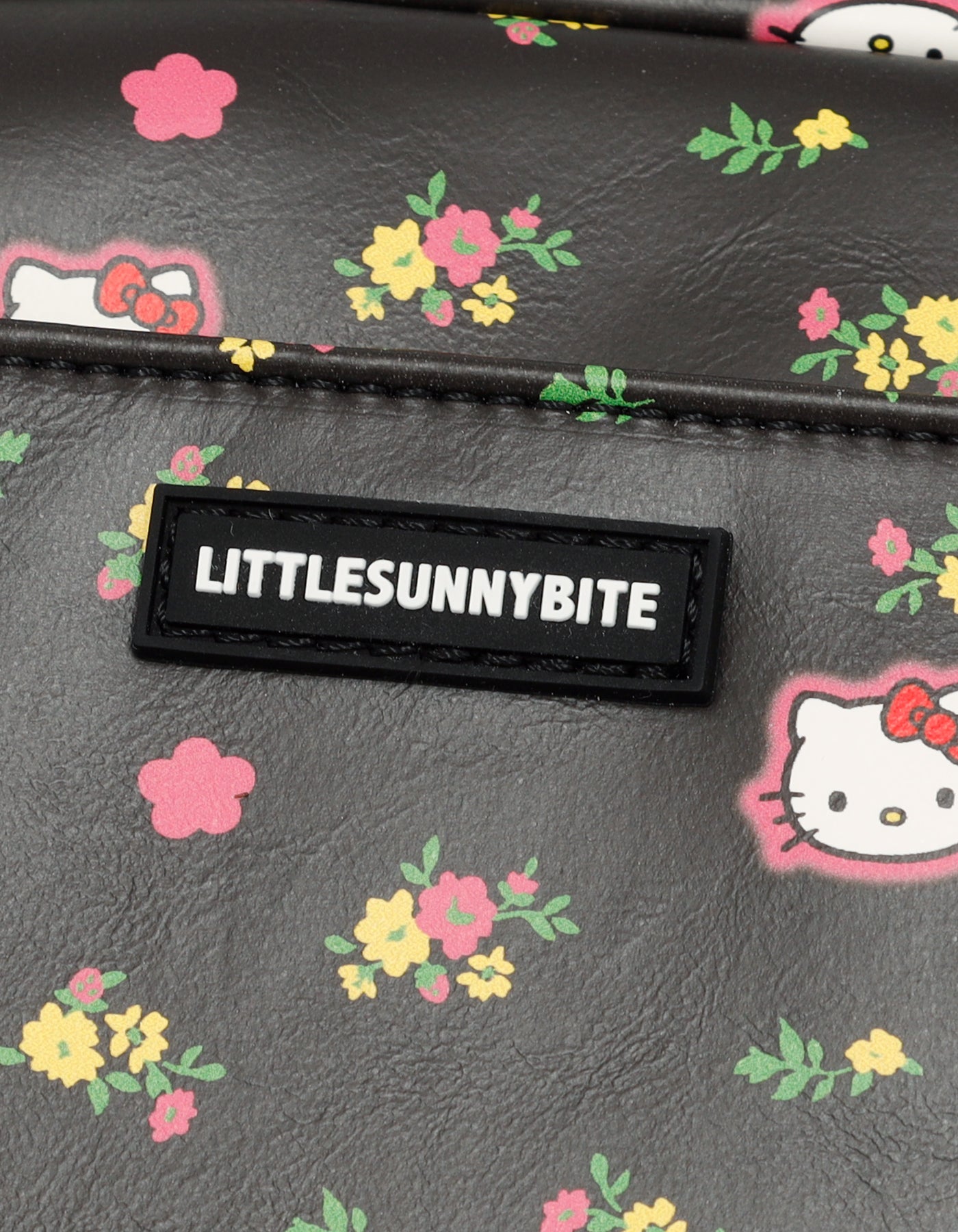 hello kitty x little sunny bite ribbon bag / BLACK