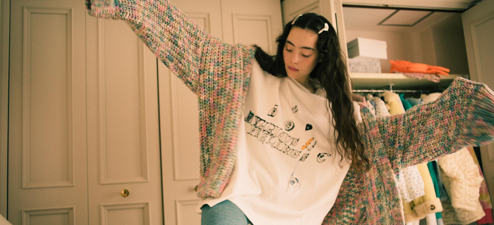 FW22 shopping at LSB vintage shop
