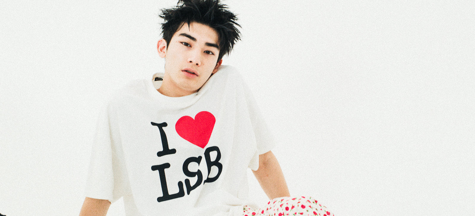 24FW LITTLE SUNNY BITE OR NAKED