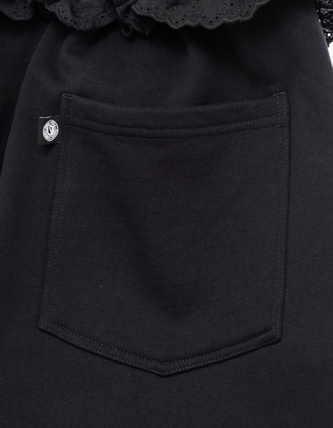 hello kitty x little sunny bite sweat pants / BLACK