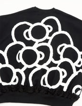 画像をギャラリービューアに読み込む, hello kitty x little sunny bite sweat top / BLACK