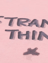 画像をギャラリービューアに読み込む, 【PRE-ORDER】stranger things x little sunny bite will long tee / PINK