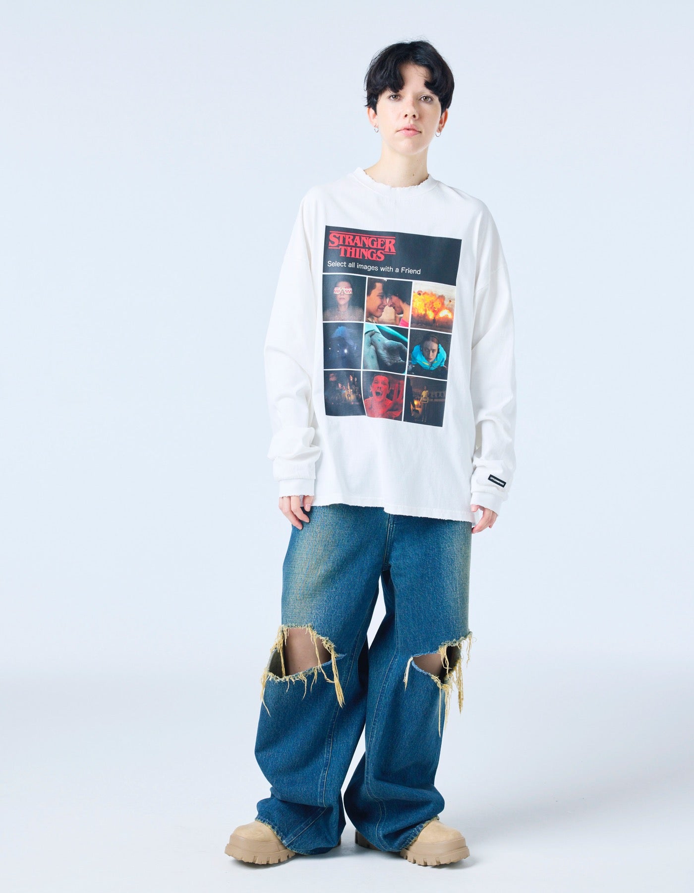 【PRE-ORDER】stranger things x little sunny bite click verify long tee / WHITE