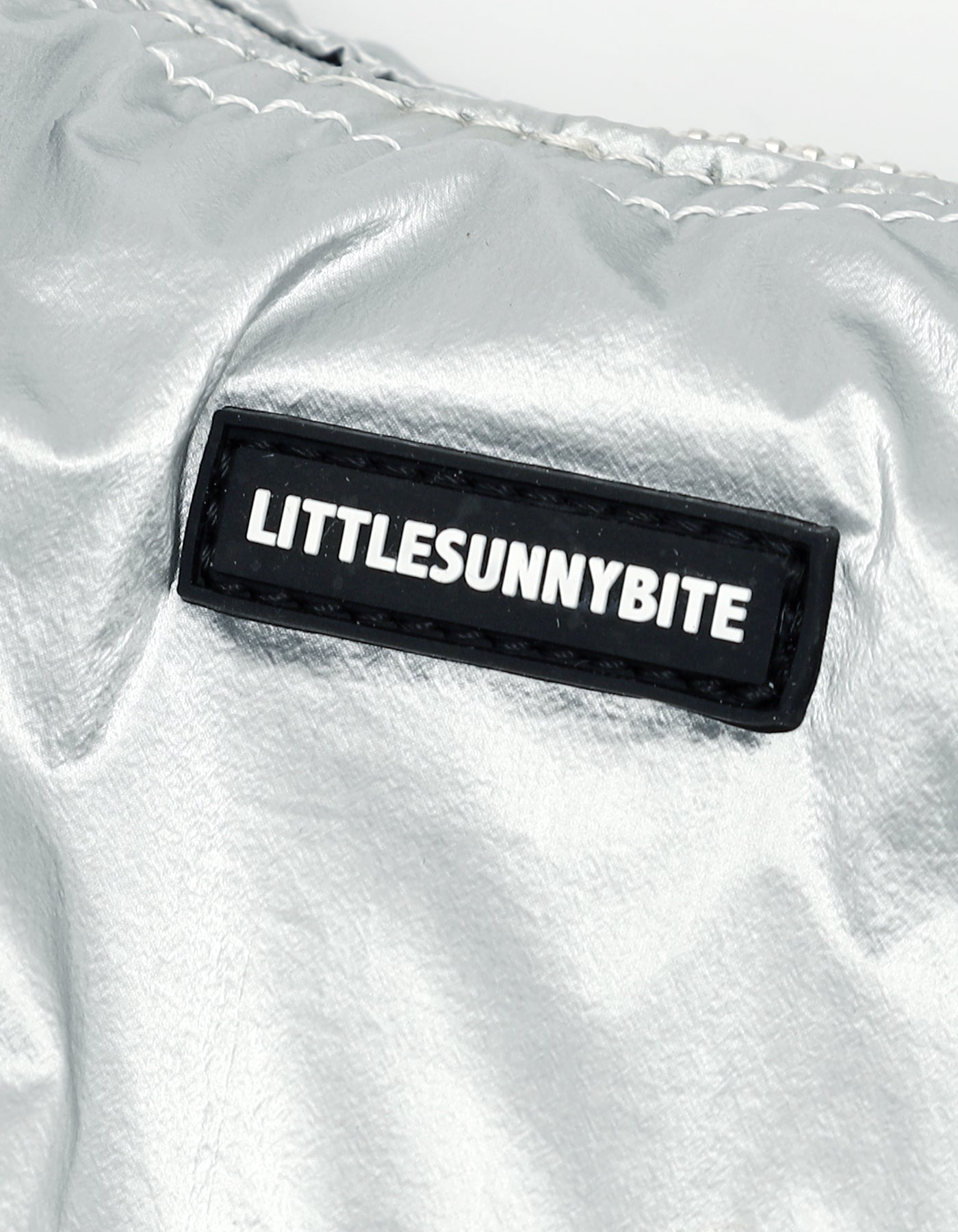 HELLO KITTY x little sunny bite bag / SILVER