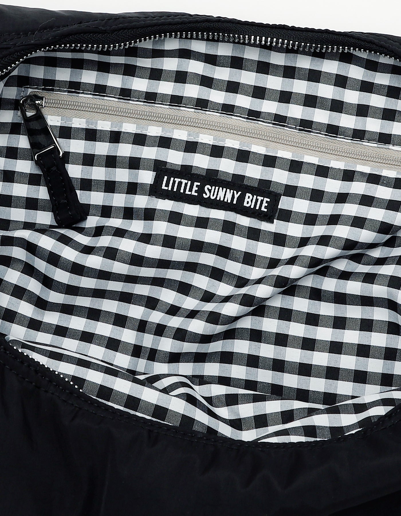 HELLO KITTY x little sunny bite bag / BLACK