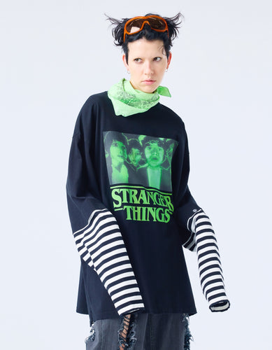 【PRE-ORDER】stranger things x little sunny bite graphic fake layered long tee / BLACK