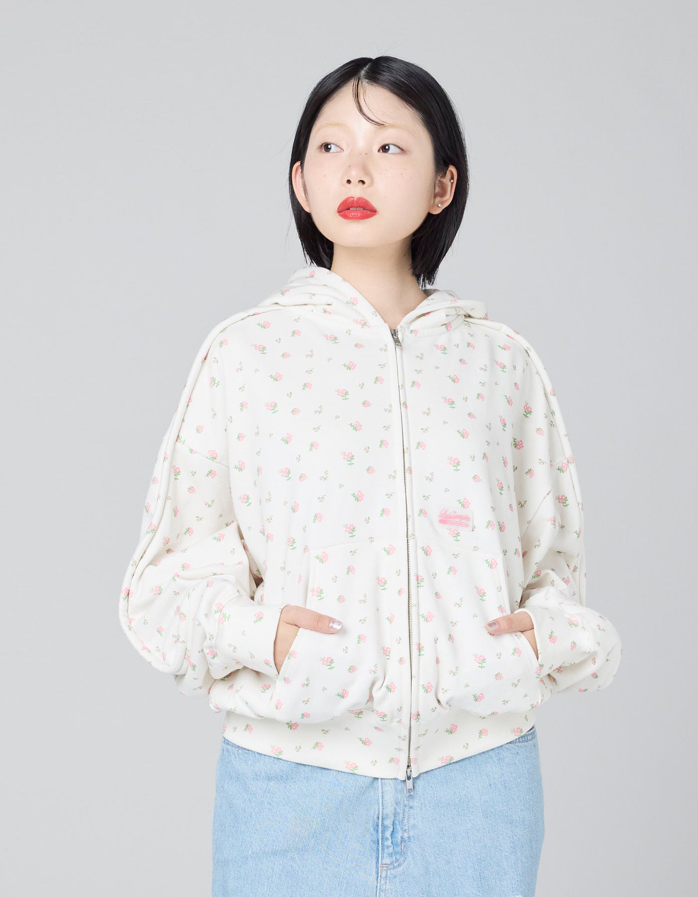 little sunny bite (リトルサニーバイト) floral hoodie / WHITE