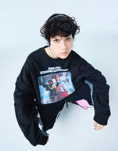 【PRE-ORDER】stranger things x little sunny bite graphic sweat top / BLACK