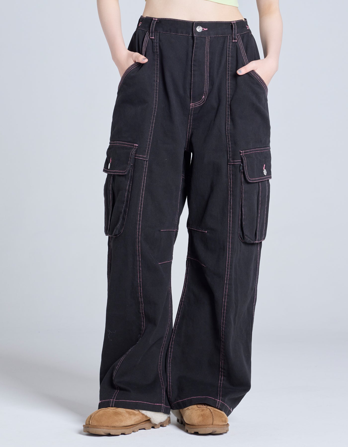 cargo pants / BLACK