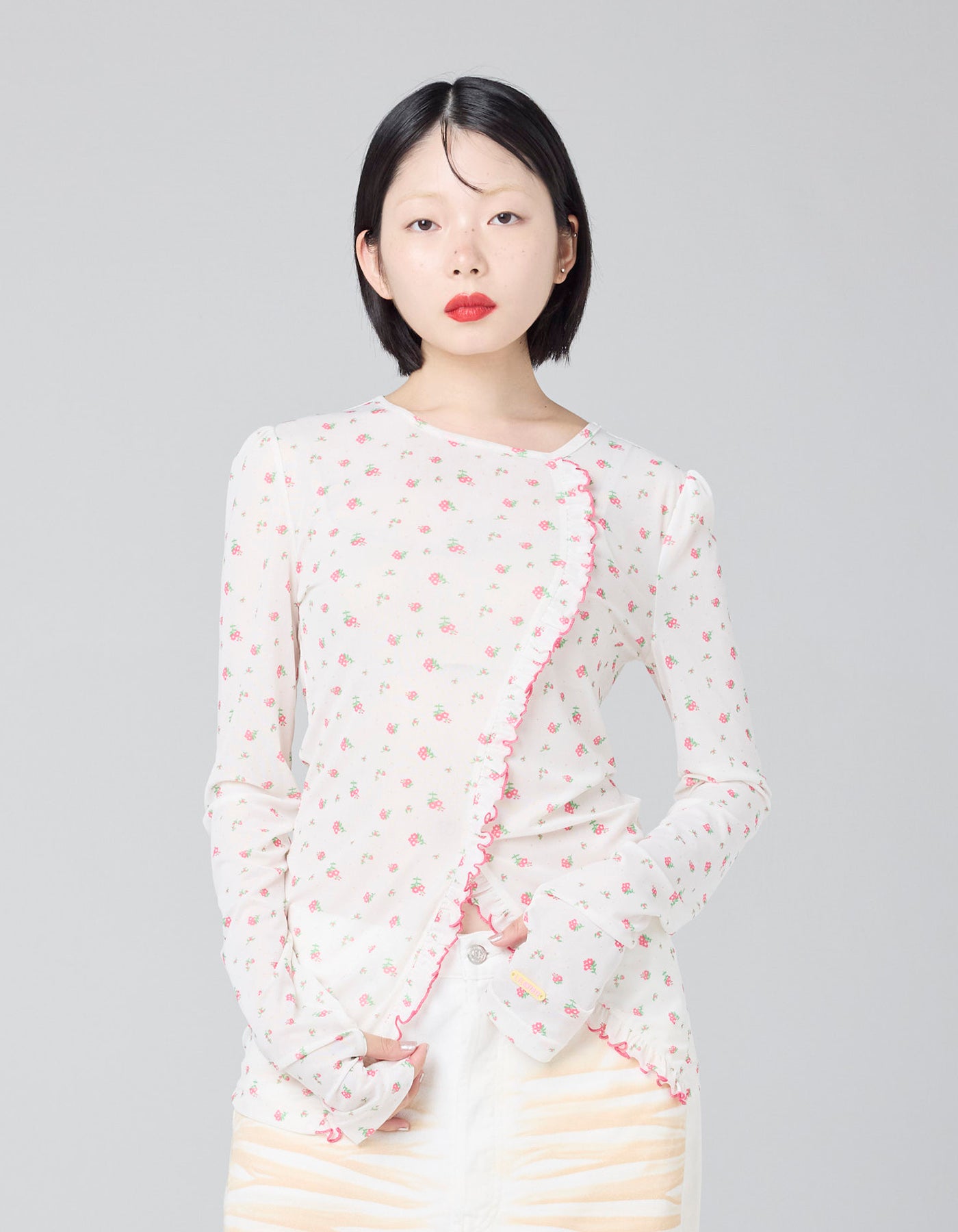 little sunny bite (リトルサニーバイト) floral tulle top / WHITE