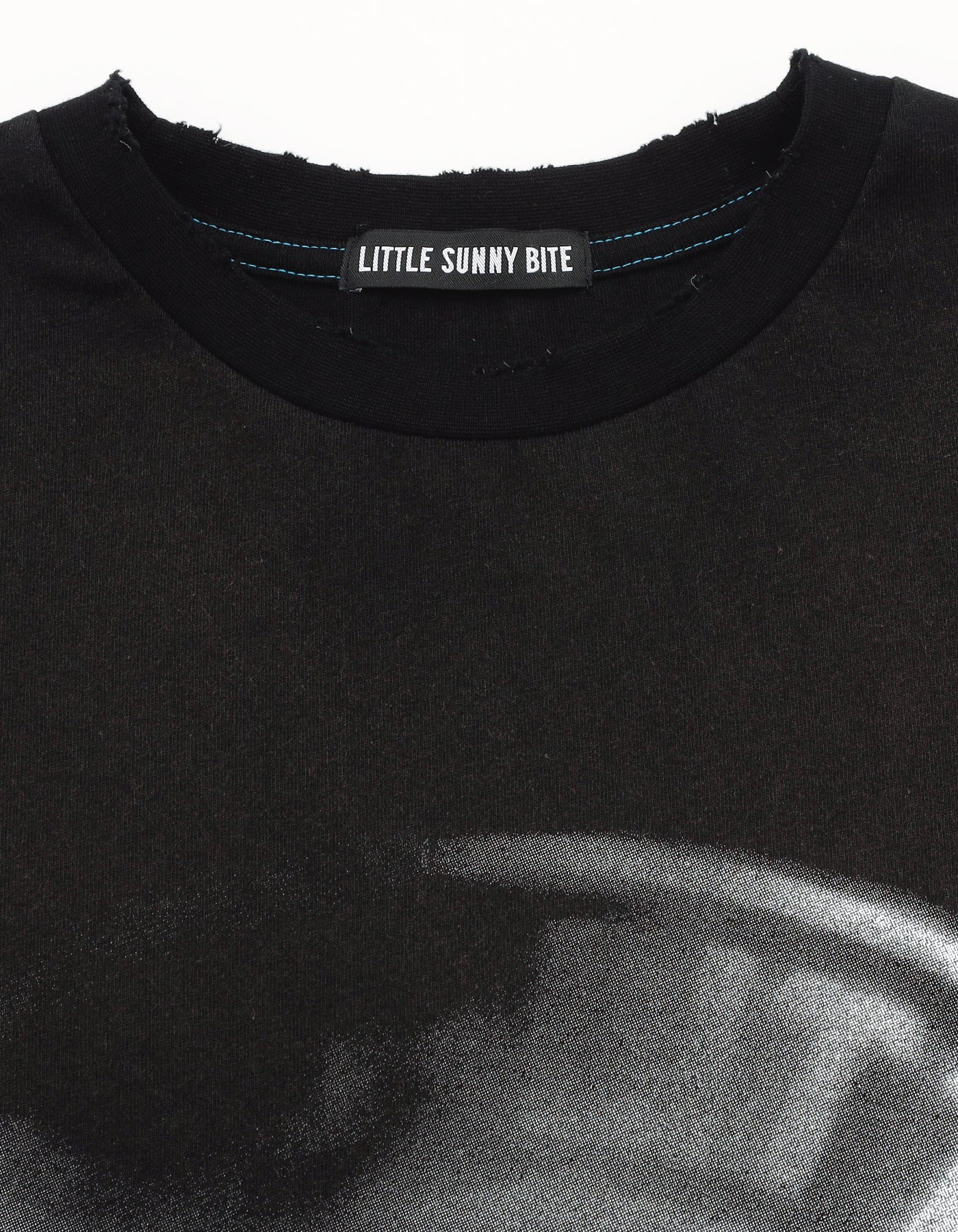 logo big tee / BLACK