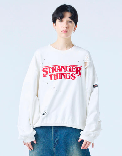 【PRE-ORDER】stranger things x little sunny bite logo sweat top / WHITE