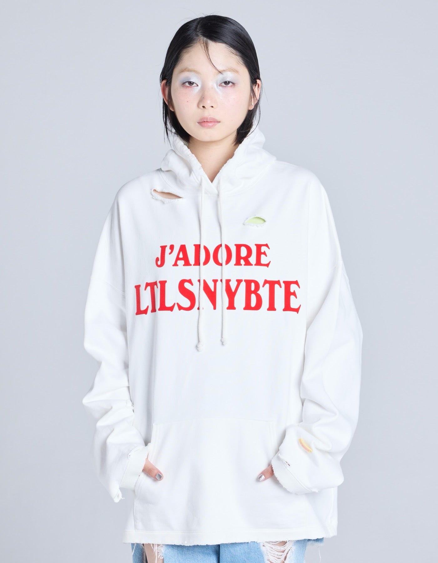 little sunny bite (リトルサニーバイト)Jadore LSB hoodie / WHITE