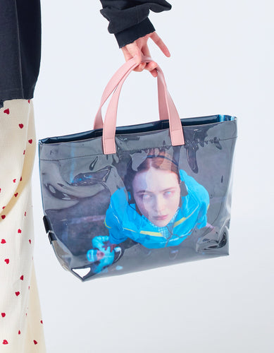 【PRE-ORDER】stranger things x little sunny bite photo tote bag / PINK