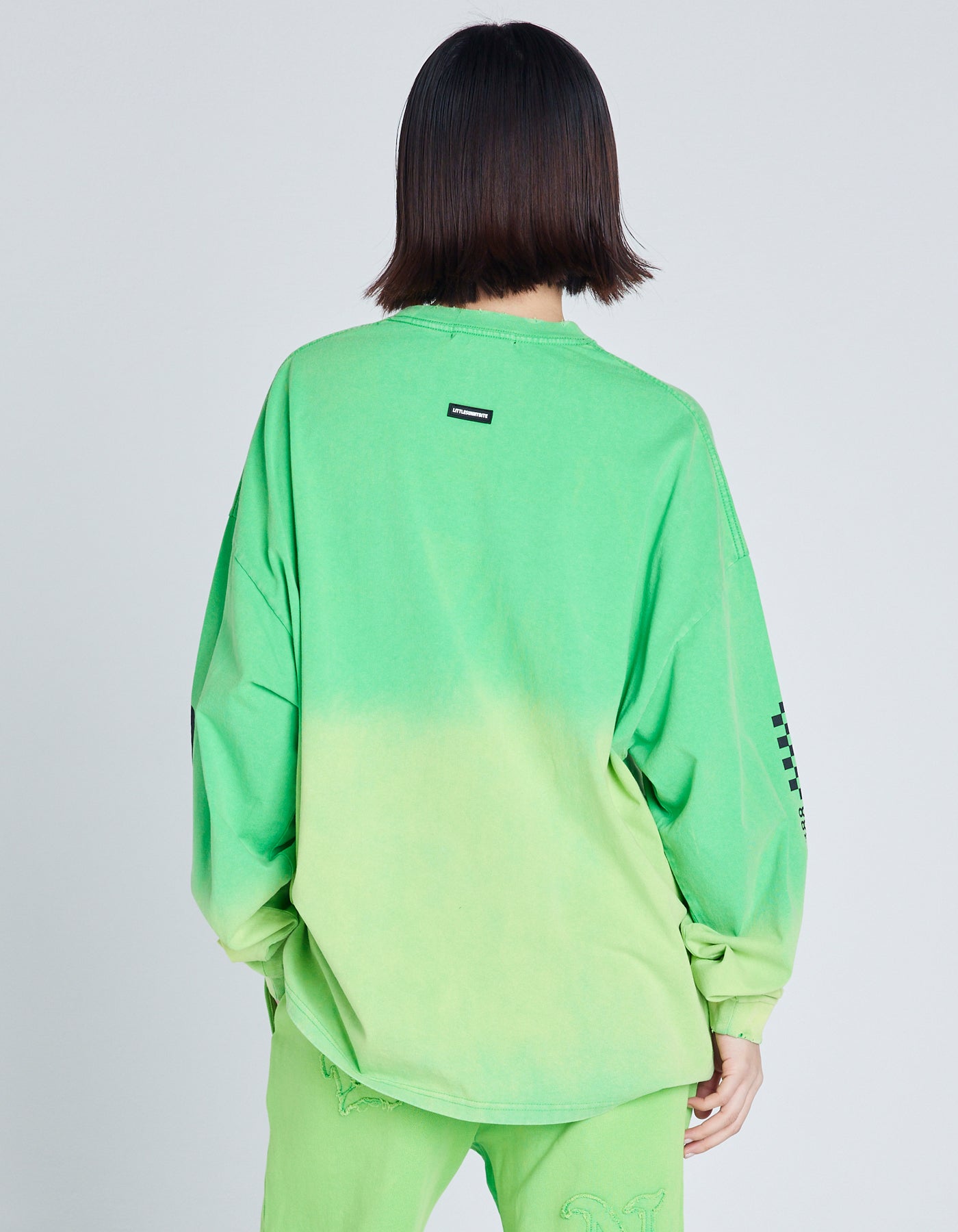 graphic gradation long tee / GREEN