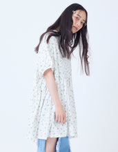 画像をギャラリービューアに読み込む, floral bomber mini dress tee / WHITE