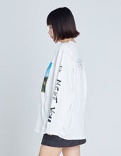 画像をギャラリービューアに読み込む, Valerie Phillips x little sunny bite photo long tee / WHITE