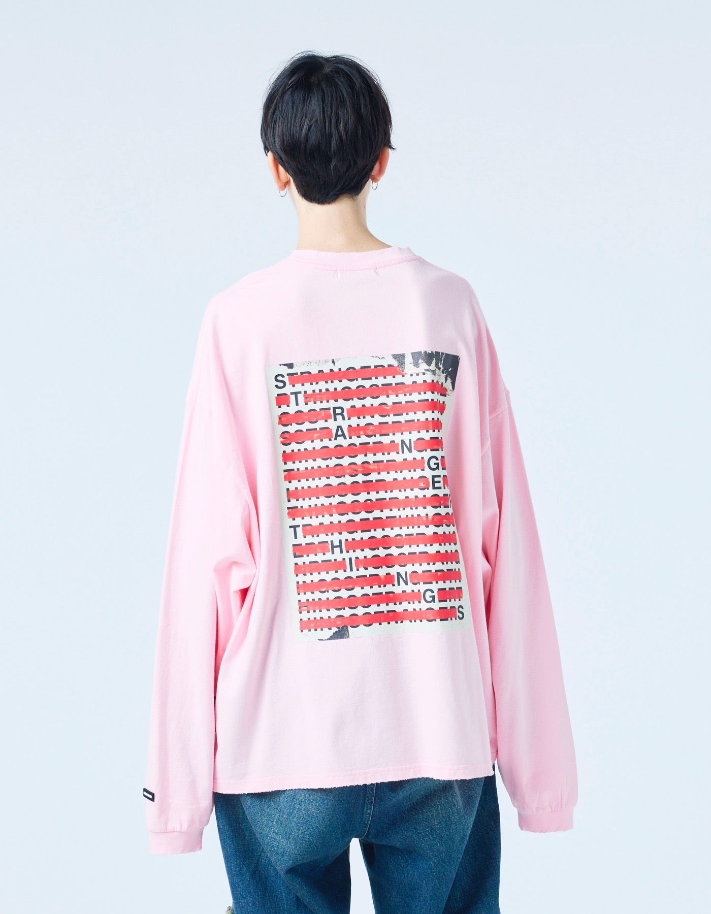 【PRE-ORDER】stranger things x little sunny bite click verify long tee / PINK