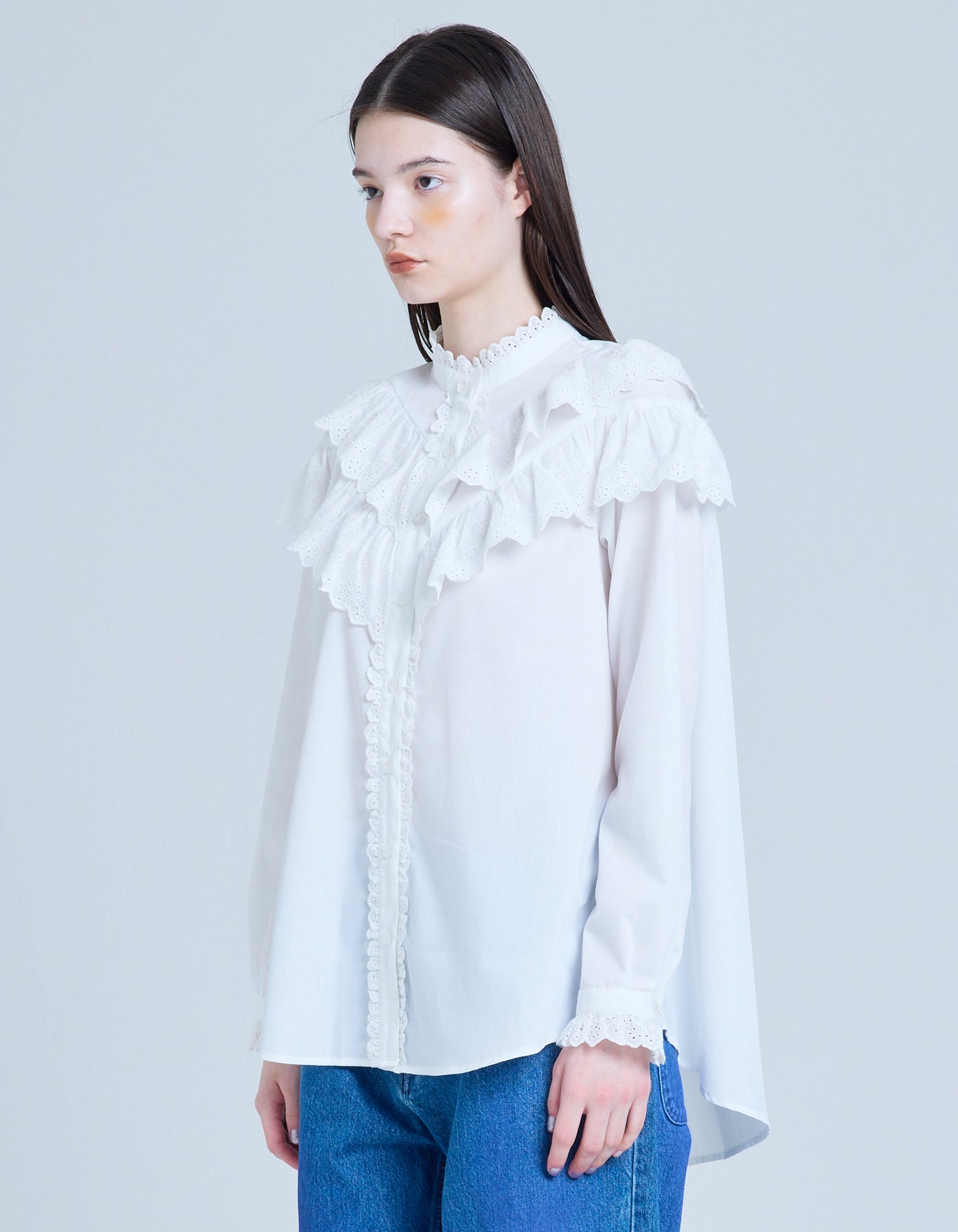 frill blouse / WHITE