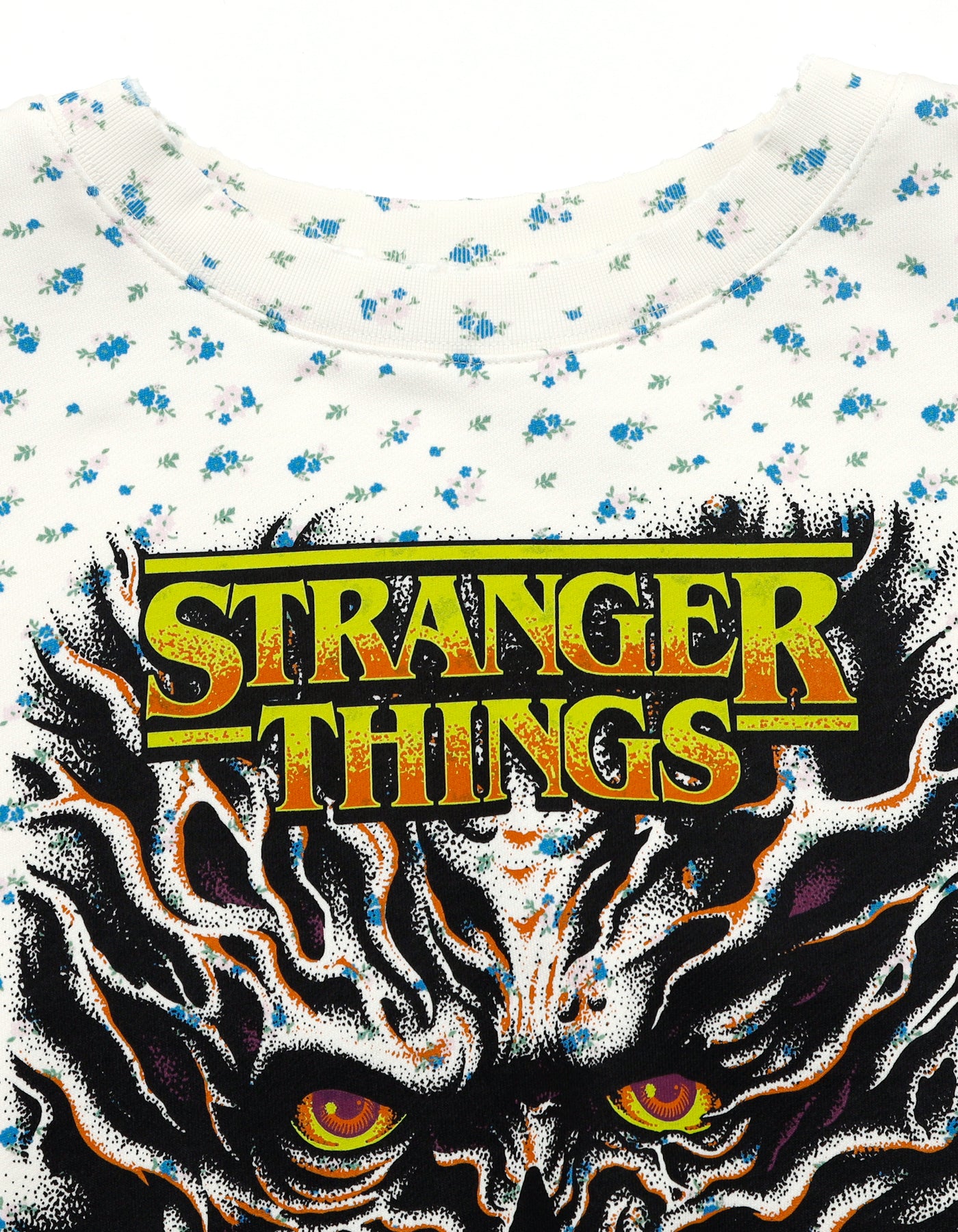 【PRE-ORDER】stranger things x little sunny bite floral sweat top / WHITE