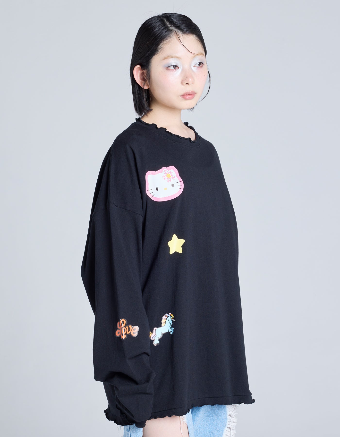 hello kitty x little sunny bite frill long tee / BLACK