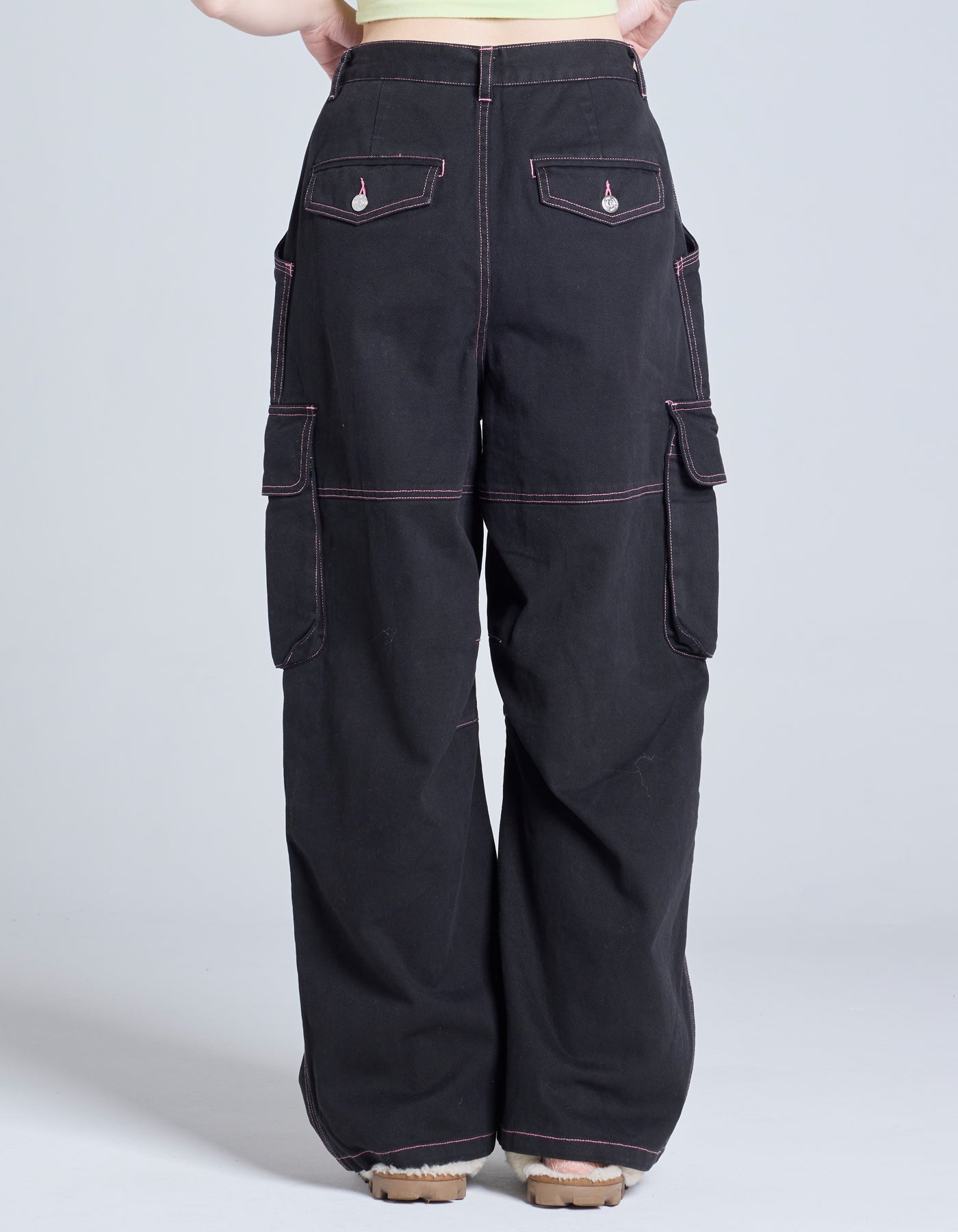 cargo pants / BLACK