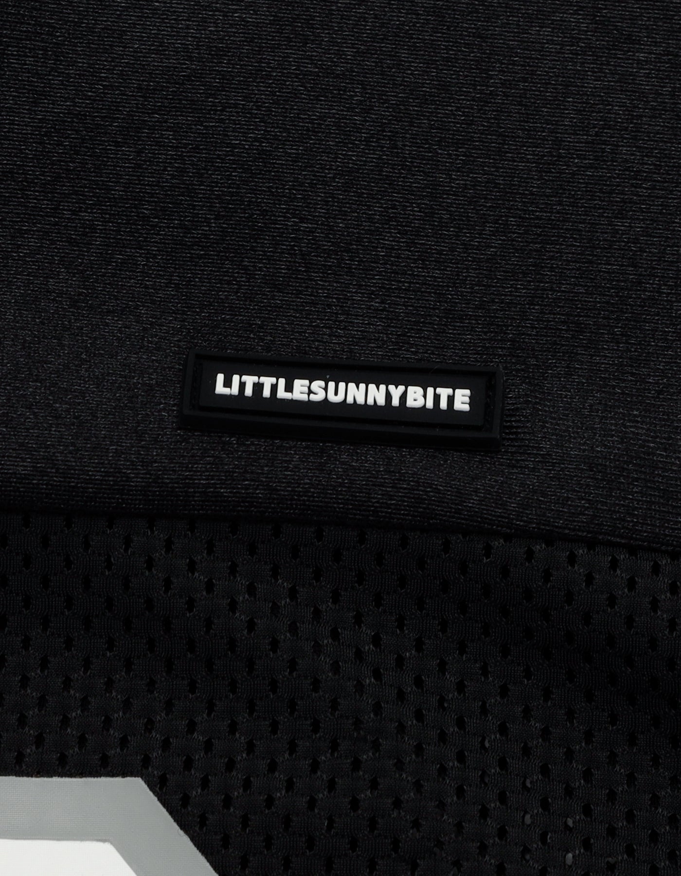 sporty mesh big tee / BLACK
