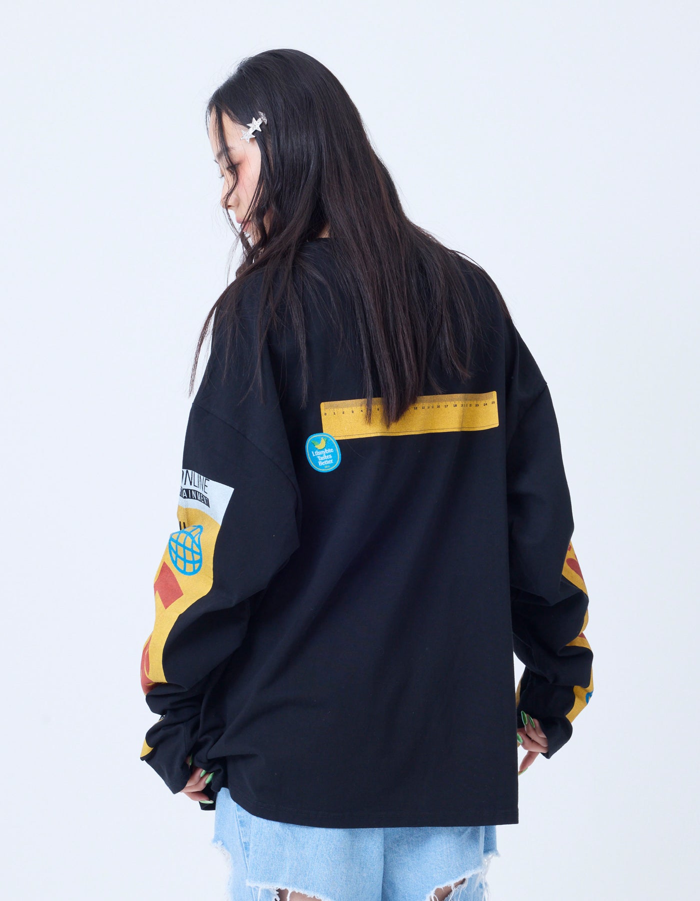 mushroom graphic long tee / BLACK