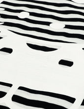 画像をギャラリービューアに読み込む, HELLO KITTY x little sunny bite stripe long tee / BLACK BD