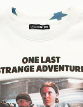 画像をギャラリービューアに読み込む, 【PRE-ORDER】stranger things x little sunny bite graphic sweat top / WHITE