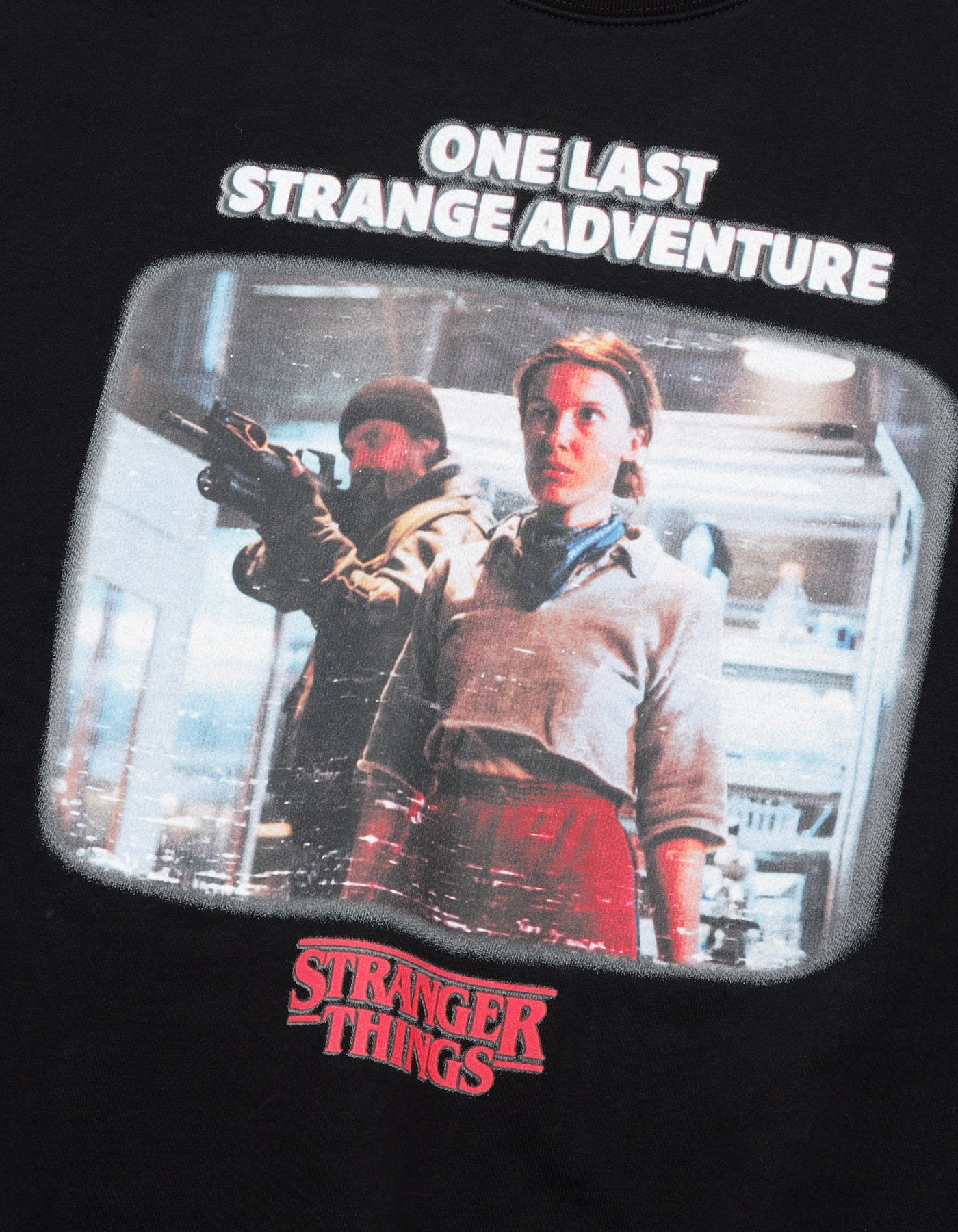 【PRE-ORDER】stranger things x little sunny bite graphic sweat top / BLACK