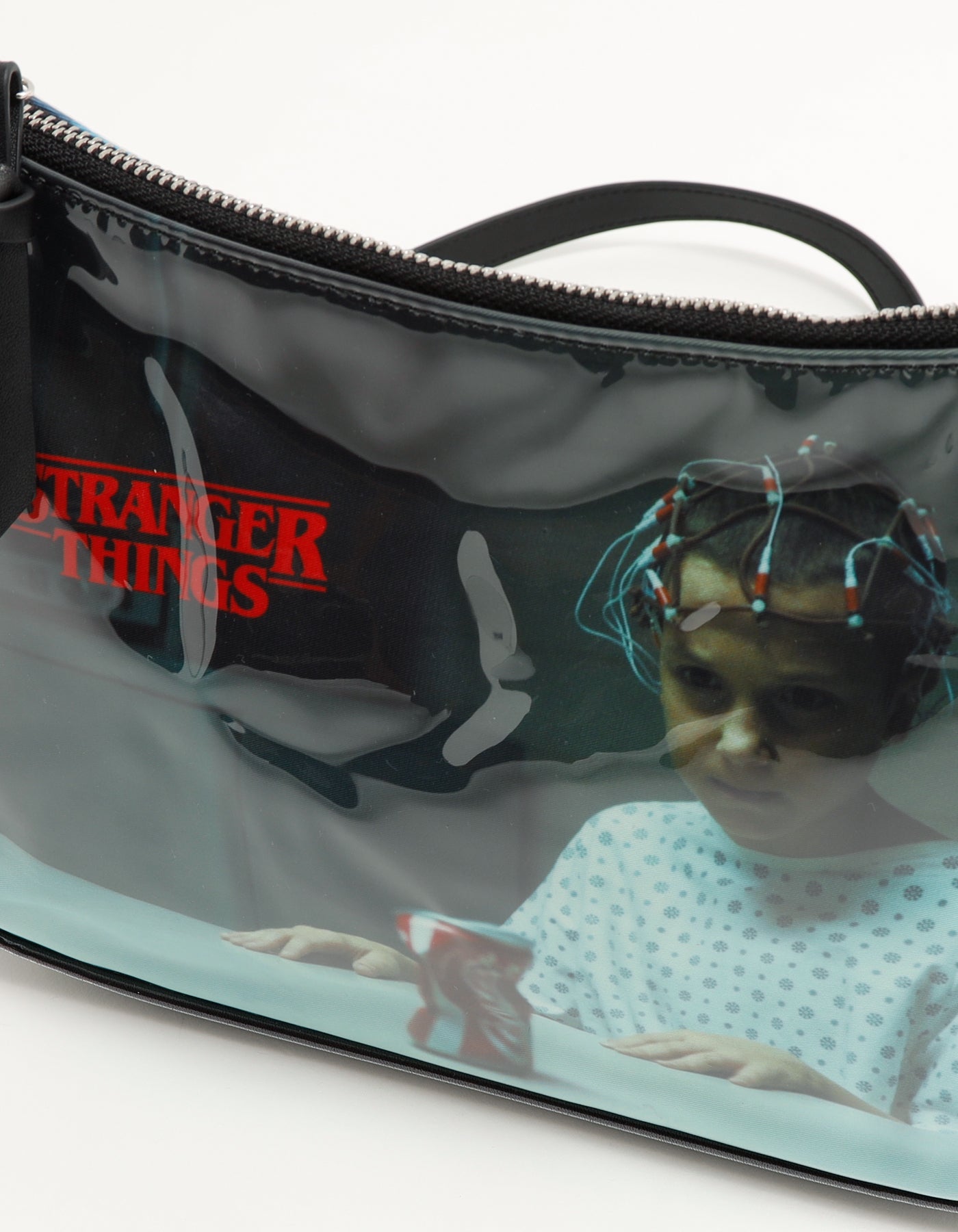 【PRE-ORDER】stranger things x little sunny bite photo 2way bag / WHITE