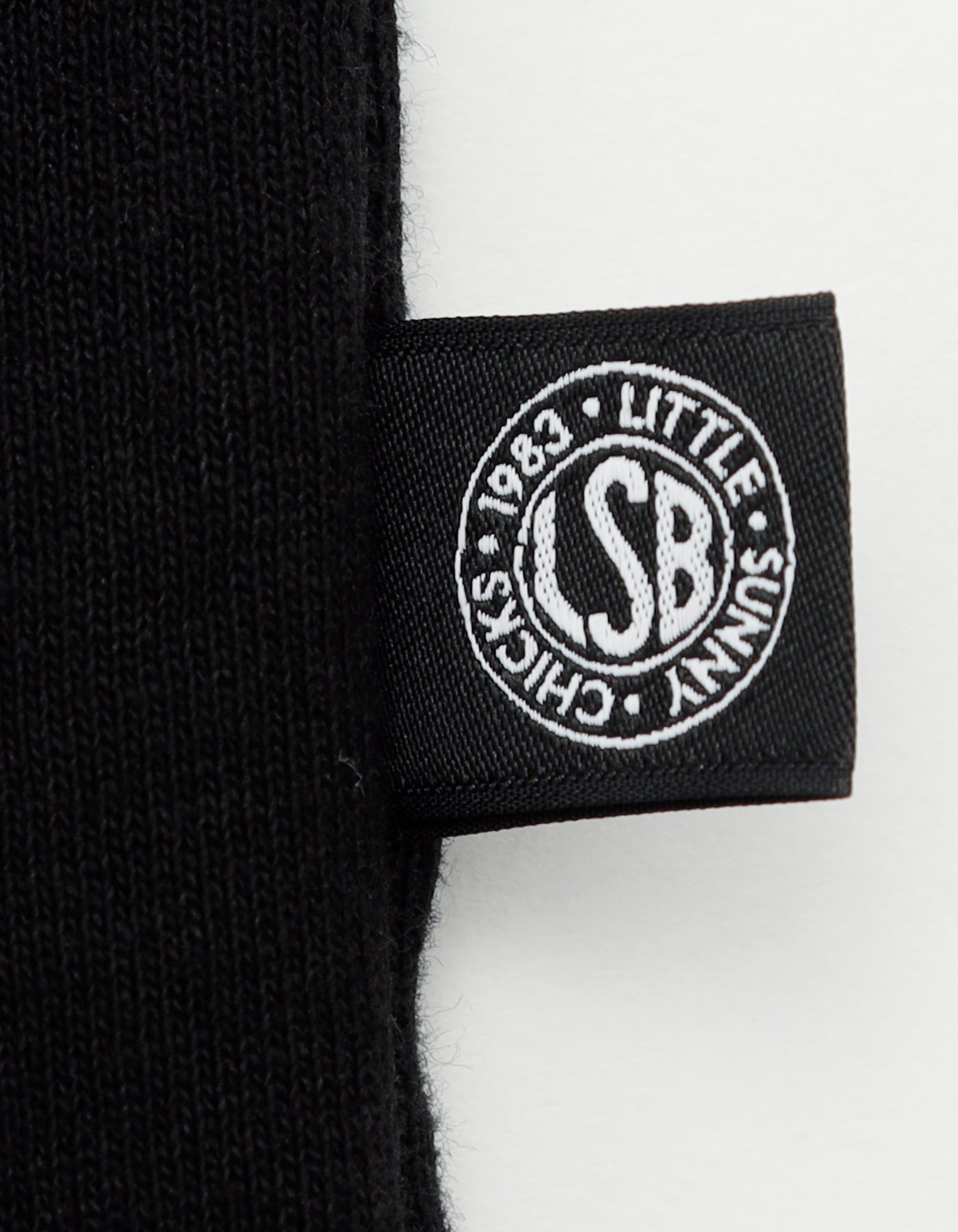 logo big tee / BLACK