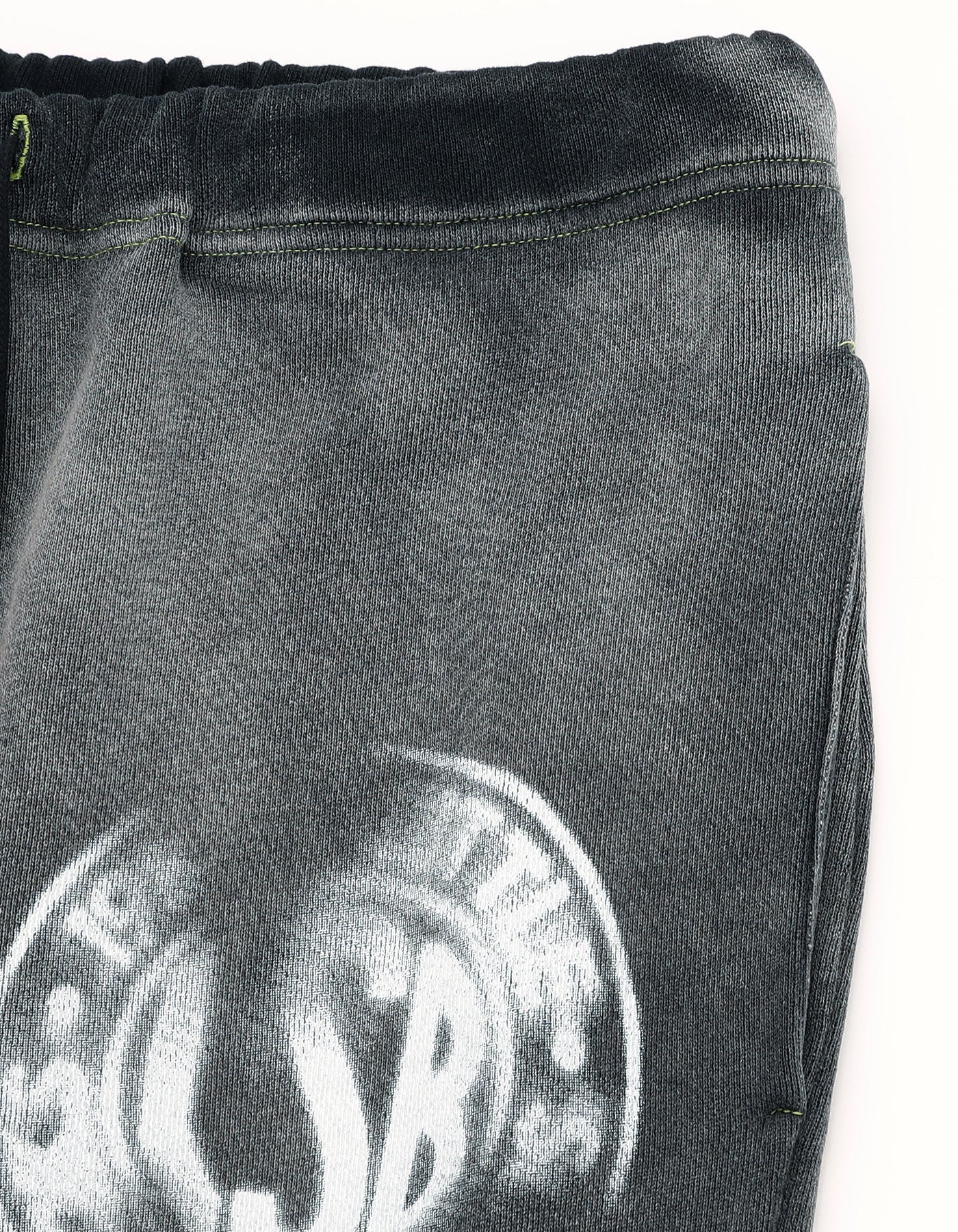 gradation logo sweat pants / BLACK
