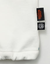 画像をギャラリービューアに読み込む, 【PRE-ORDER】stranger things x little sunny bite graphic sweat top / WHITE
