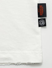画像をギャラリービューアに読み込む, 【PRE-ORDER】stranger things x little sunny bite graphic long tee / WHITE