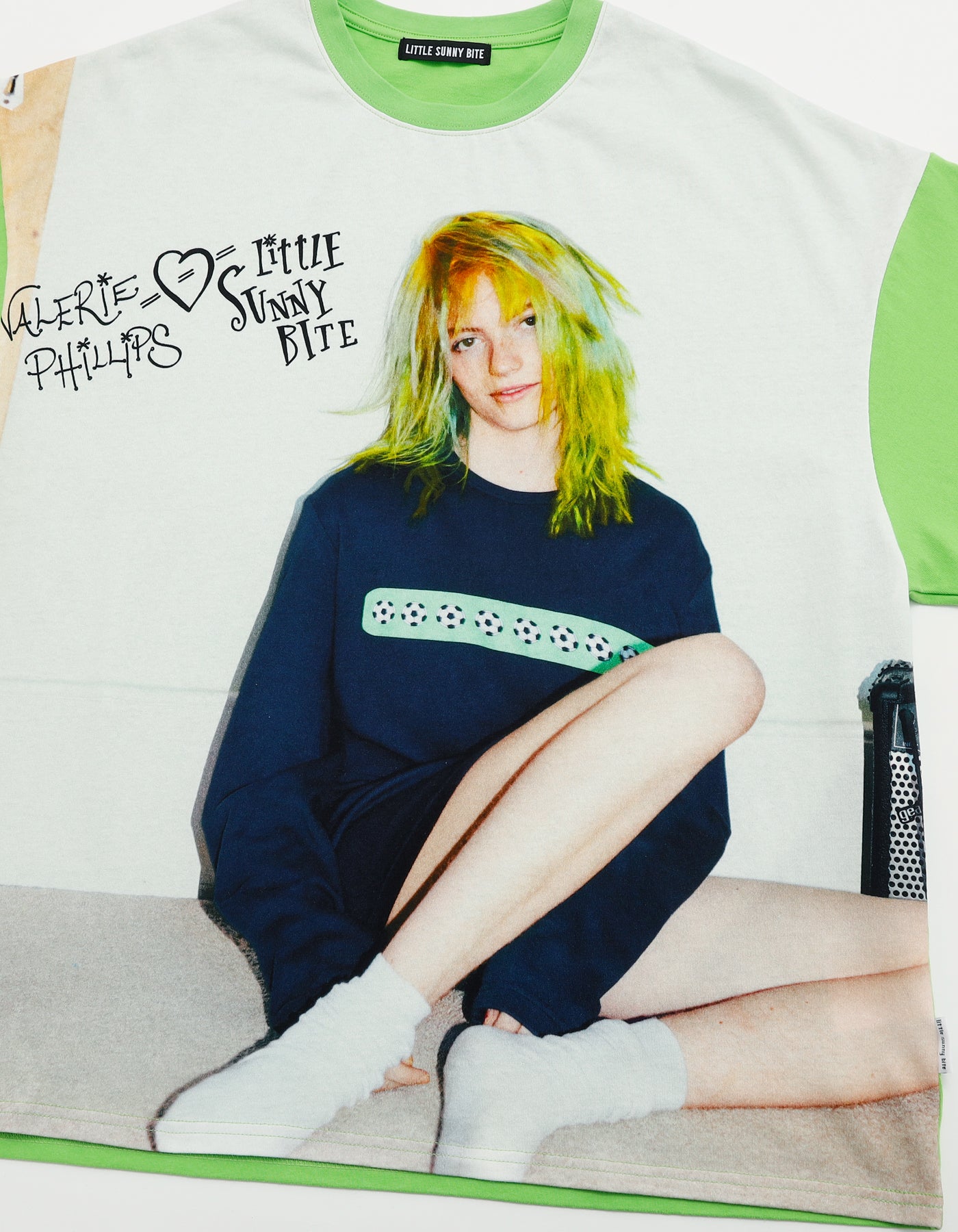 Valerie Phillips x little sunny bite photo tee / GREEN