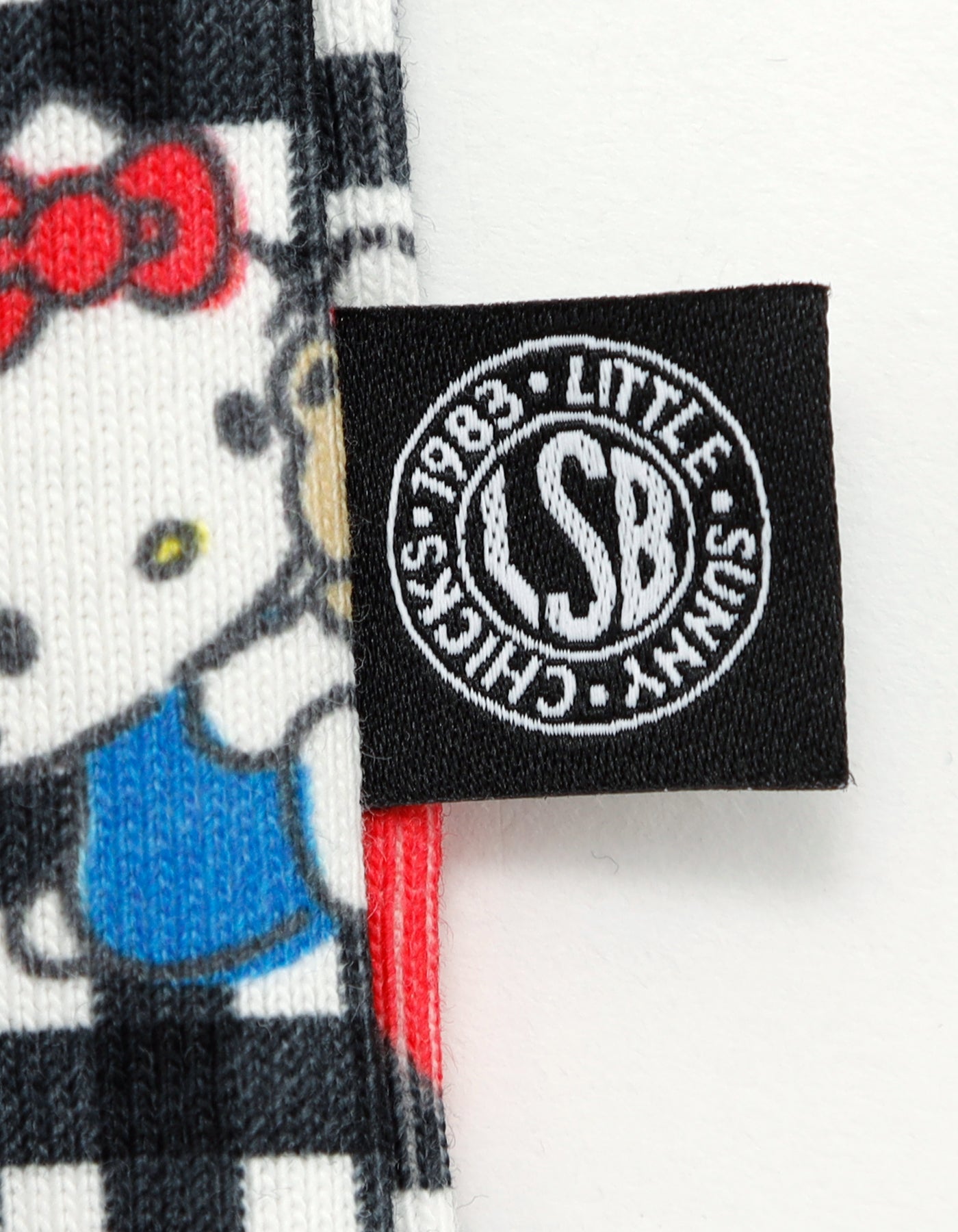 hello kitty x little sunny bite print tops / BLACK