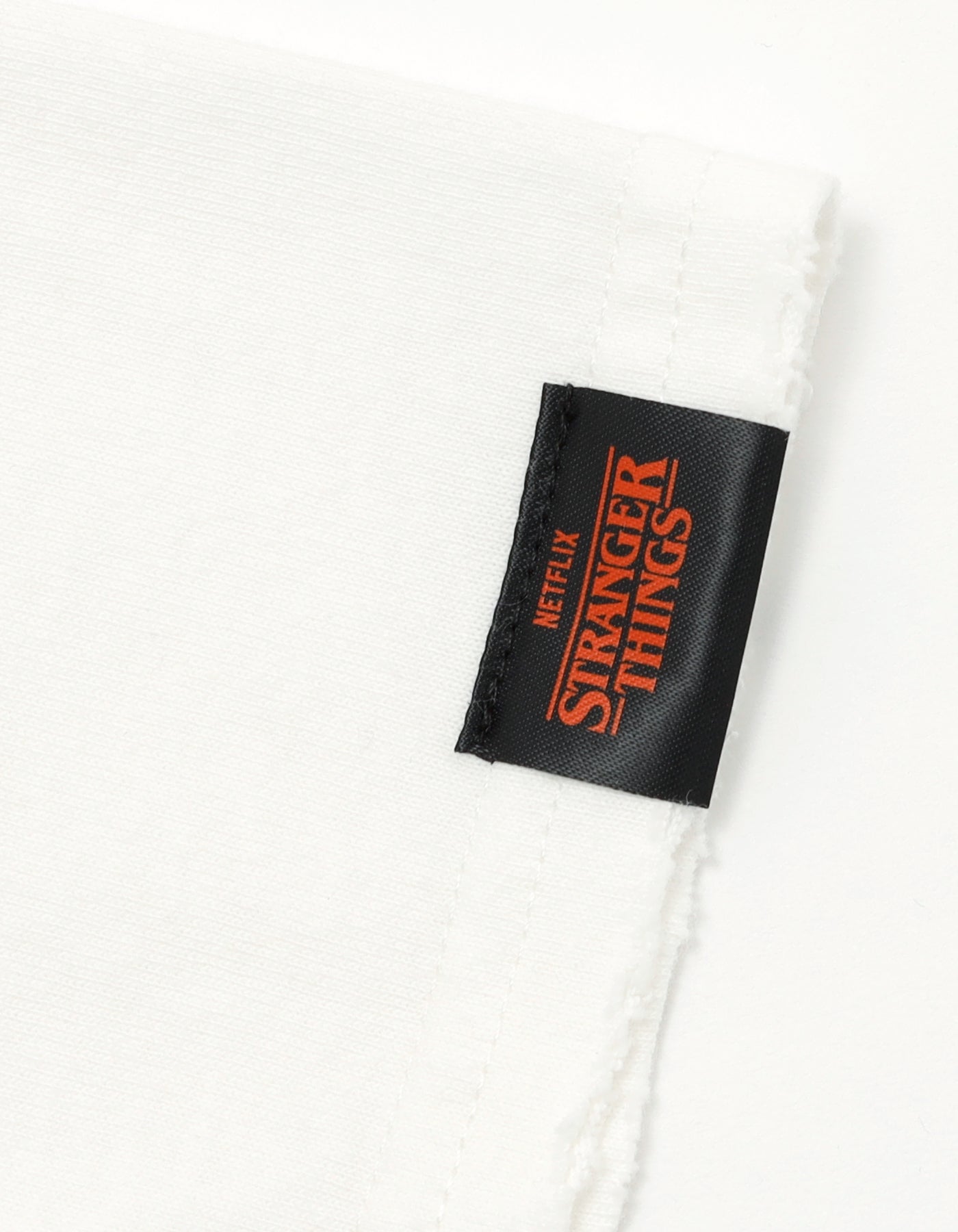 【PRE-ORDER】stranger things x little sunny bite photo big tee / WHITE