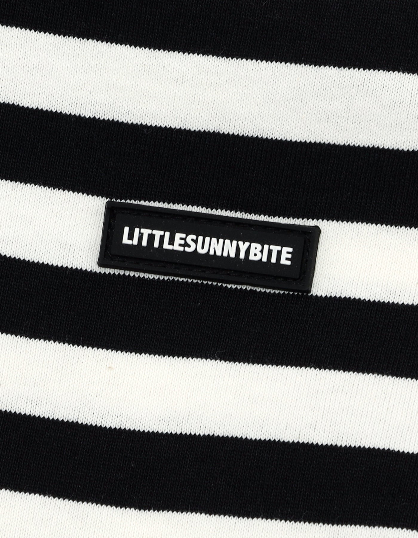 crazy stripe fake layered long tee / BLACKxWHITE