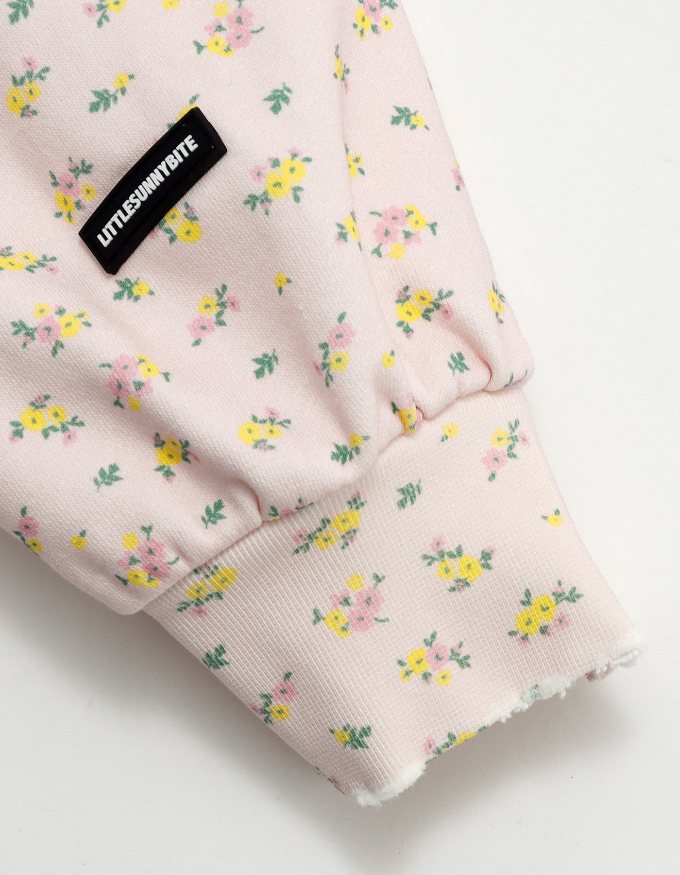 【PRE-ORDER】stranger things x little sunny bite floral sweat top / PINK