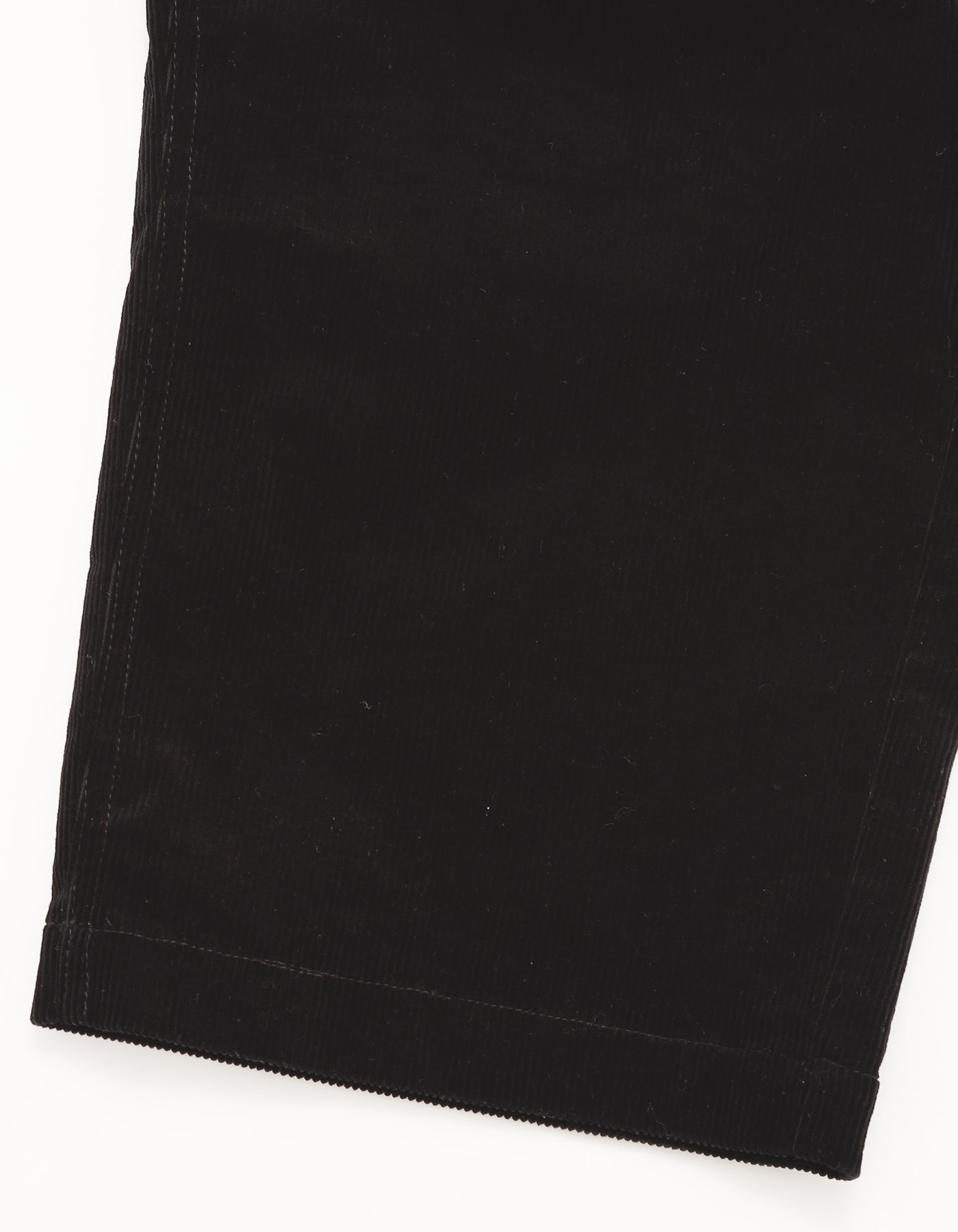 corduroy pants / BLACK