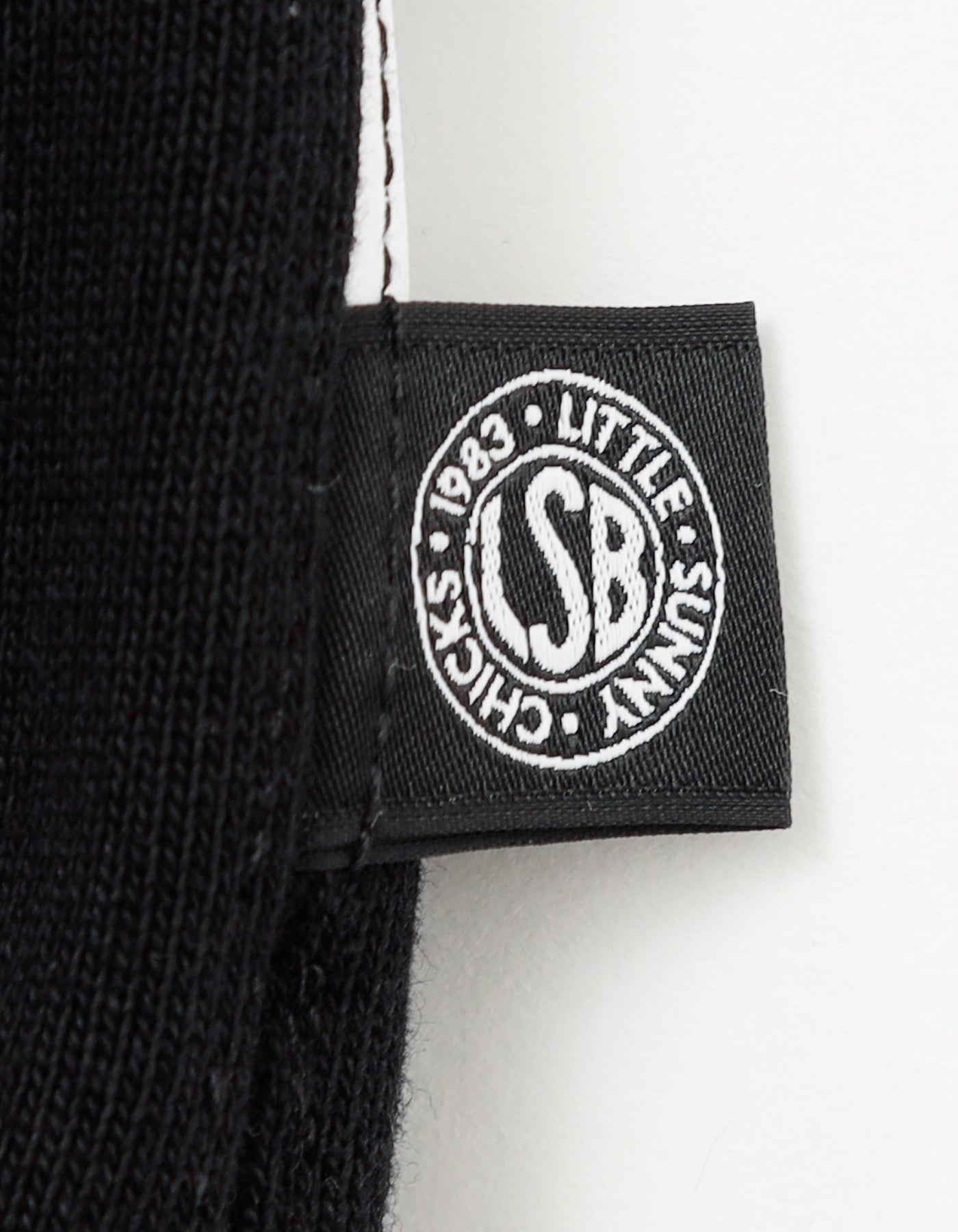 hello kitty x little sunny bite sweat top / BLACK