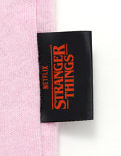 画像をギャラリービューアに読み込む, 【PRE-ORDER】stranger things x little sunny bite graphic big tee / PINK